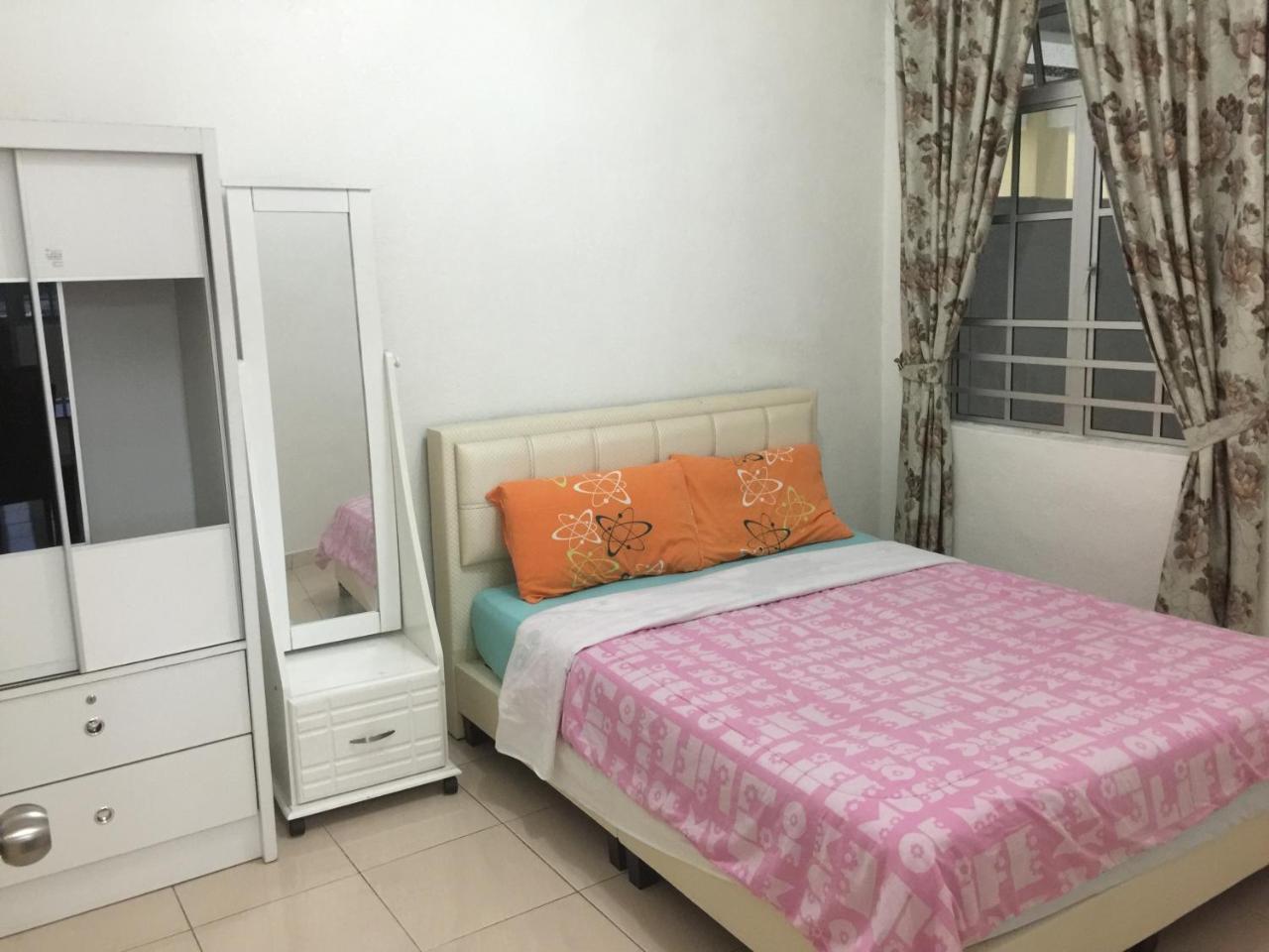 ברינצ'אנג Cameron Supersave Apartment @ Crown Imperial Court מראה חיצוני תמונה